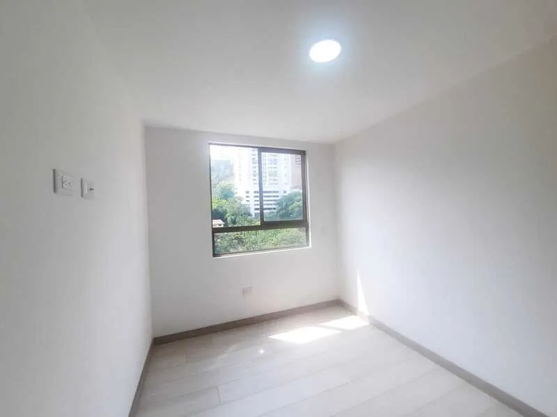 Apartamento de 3 alcobas en arriendo en Las Lomitas, Sabaneta, 86 m² · foto 13 de 19