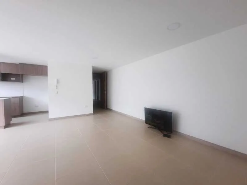 Apartamento de 3 alcobas en arriendo en Las Lomitas, Sabaneta, 86 m² · foto 2 de 19