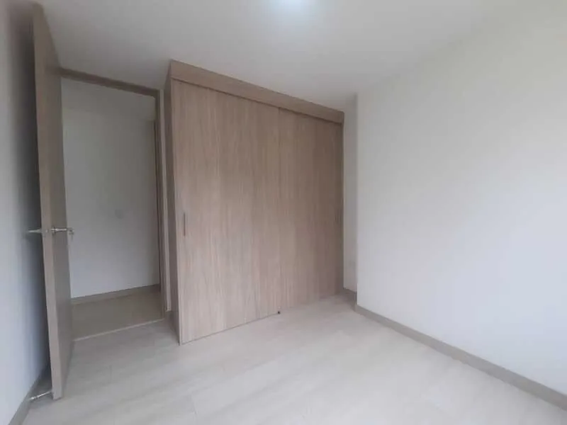 Apartamento de 3 alcobas en arriendo en Las Lomitas, Sabaneta, 86 m² · foto 9 de 19