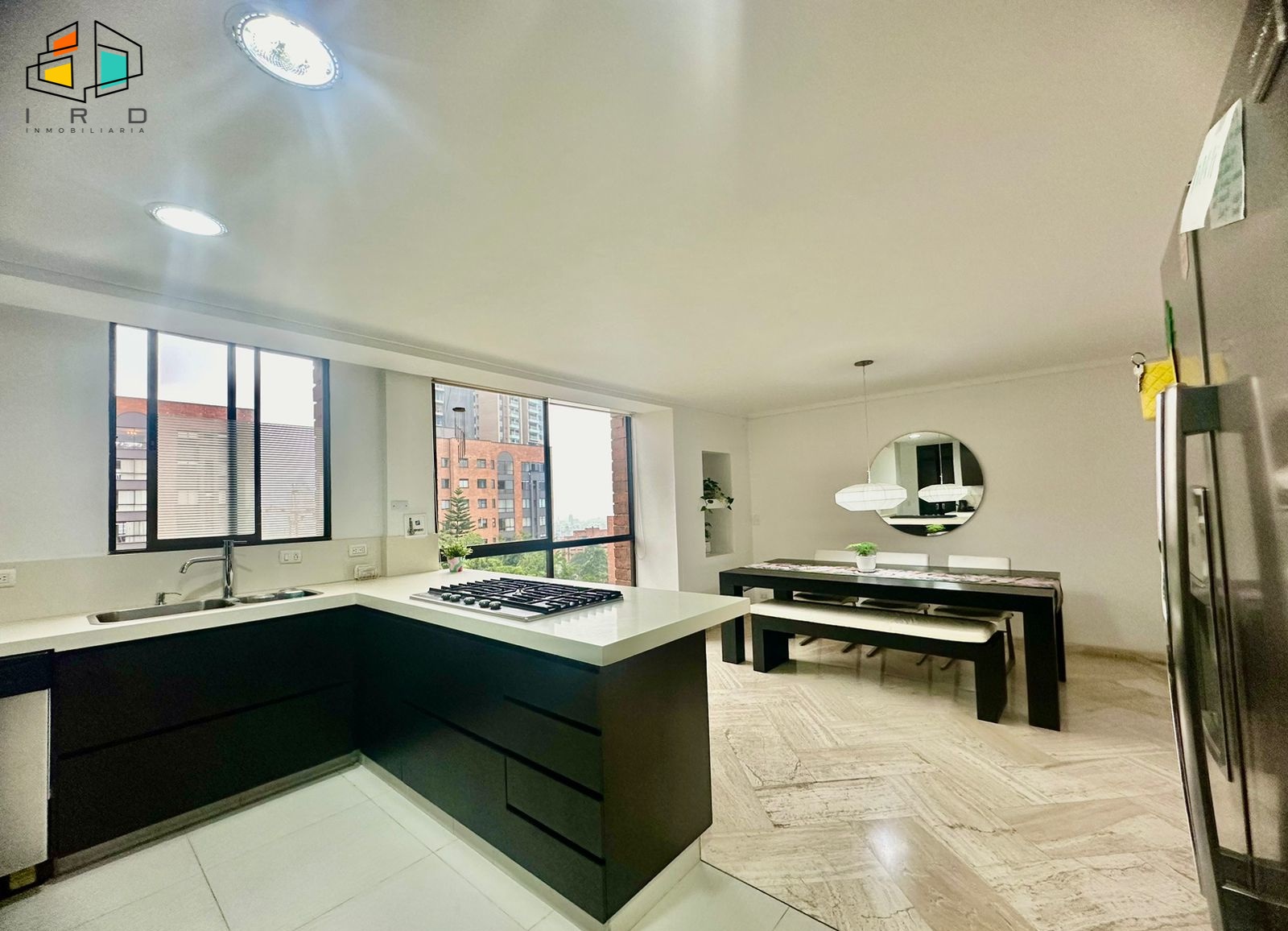 Apartamento en arriendo en Los Balsos, Medellín · foto 13 de 24