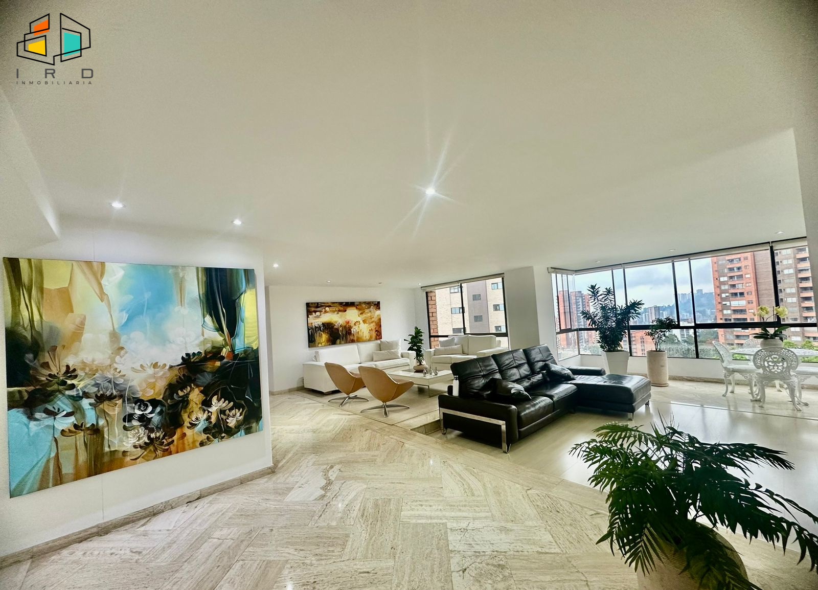 Apartamento en arriendo en Los Balsos, Medellín · foto 6 de 24