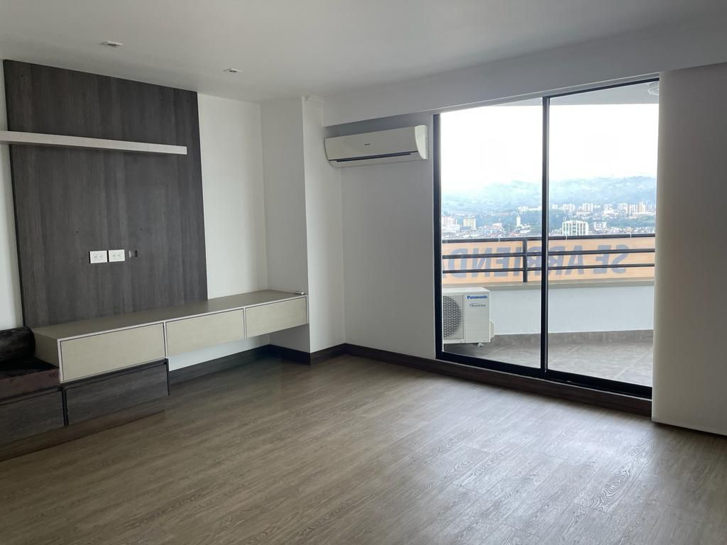 Apartamento en venta en Pinares, Pereira · foto 12 de 15