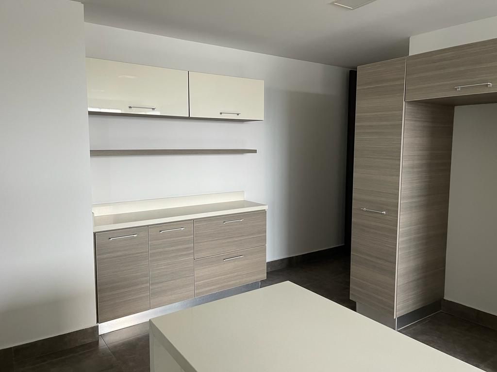 Apartamento en venta en Pinares, Pereira · foto 9 de 15