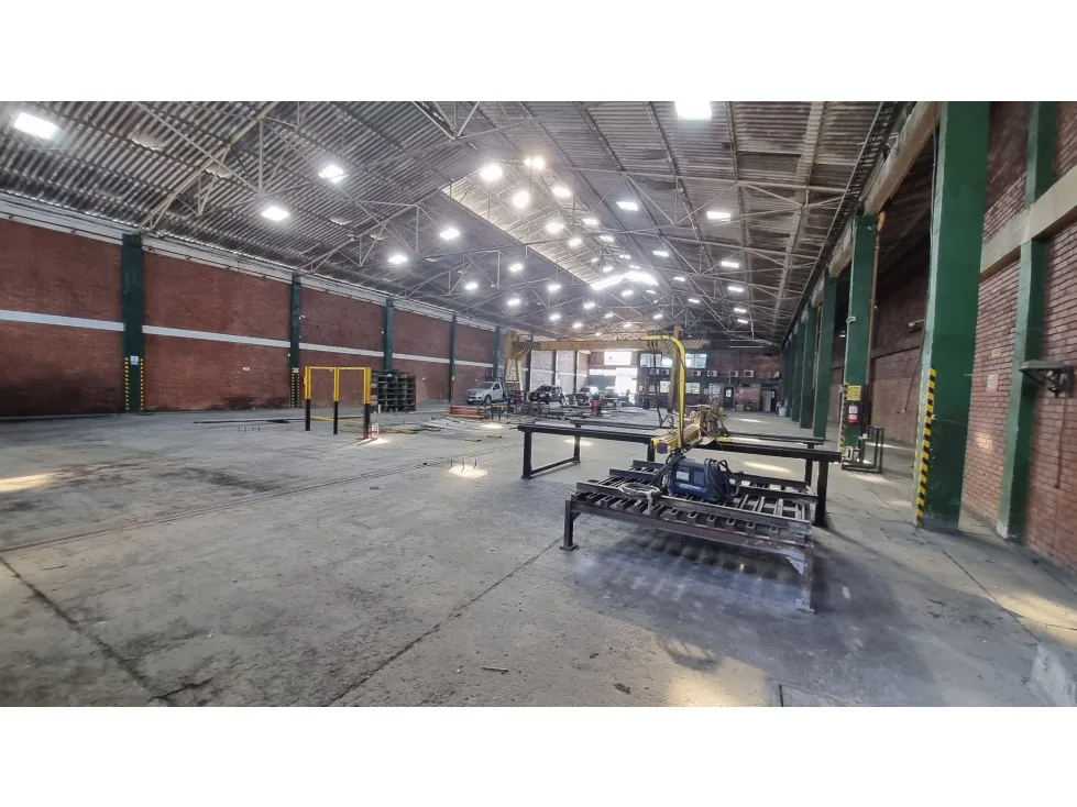 Local en arriendo en Santander, Cali, 1691 m² · foto 3 de 6