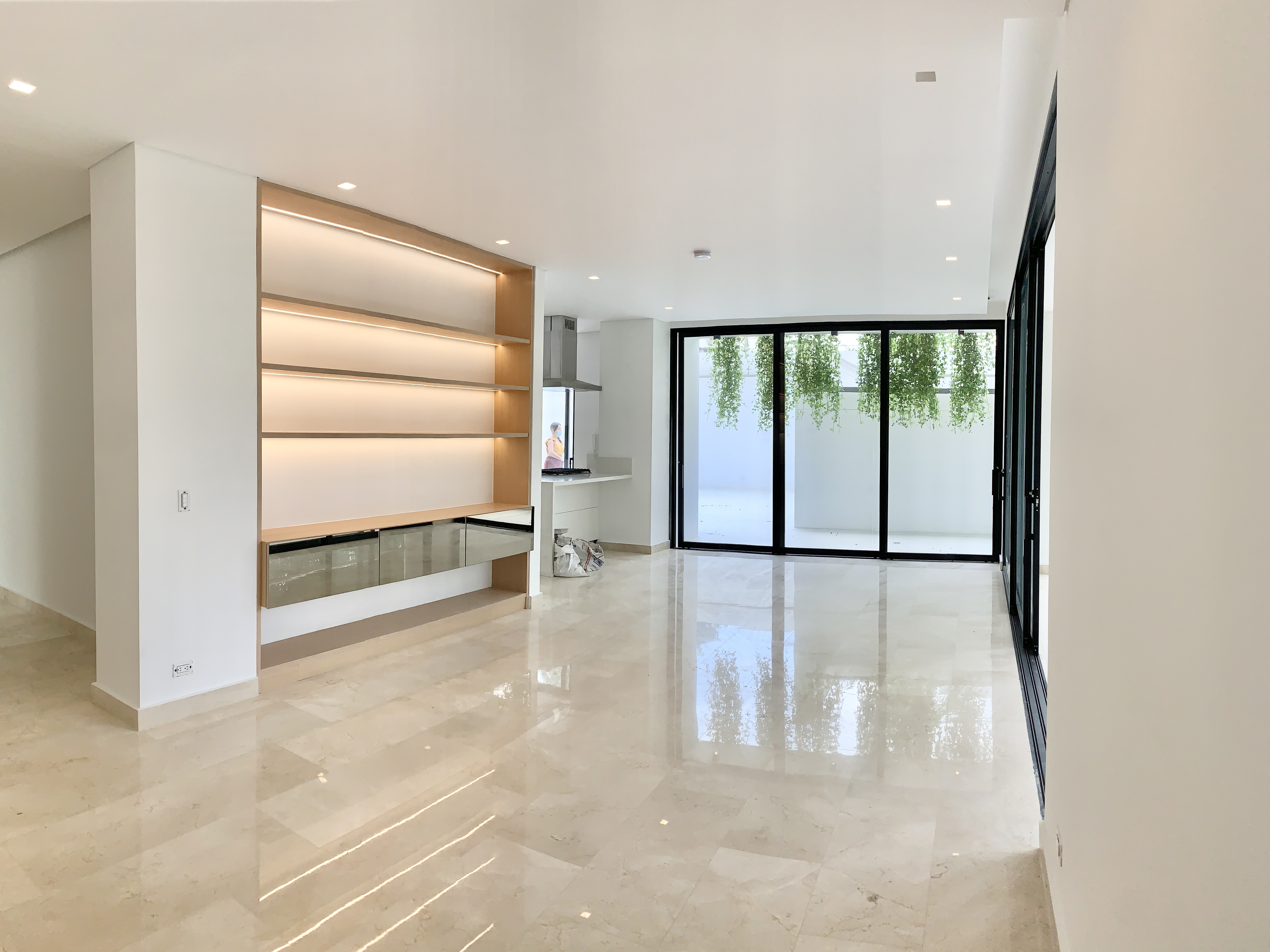 Apartamento de 3 alcobas en venta en Ciudad Jardin, Cali, 480 m² · foto 3 de 24