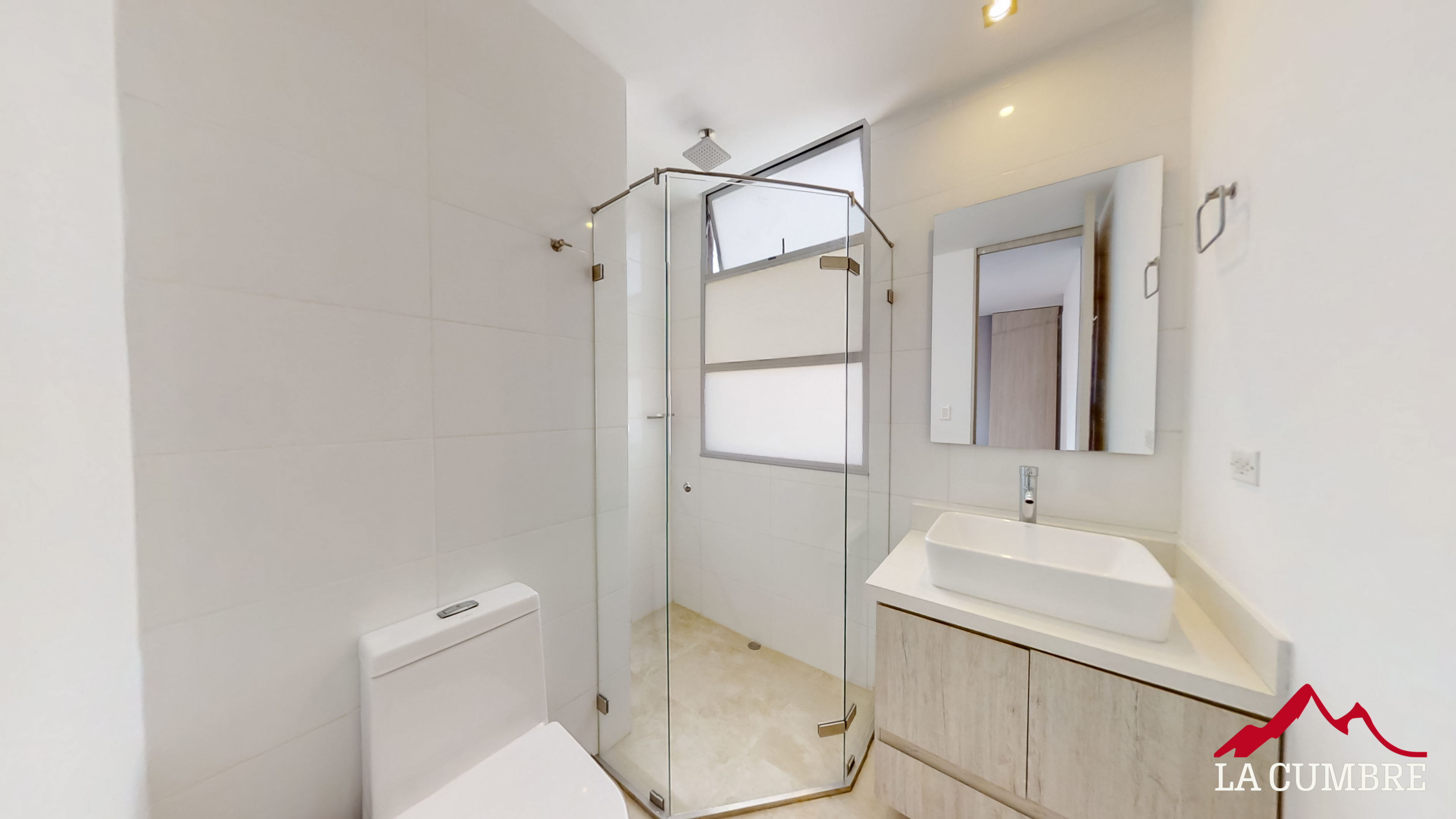 Apartamento en arriendo en Lalinde, Medellín · foto 11 de 16