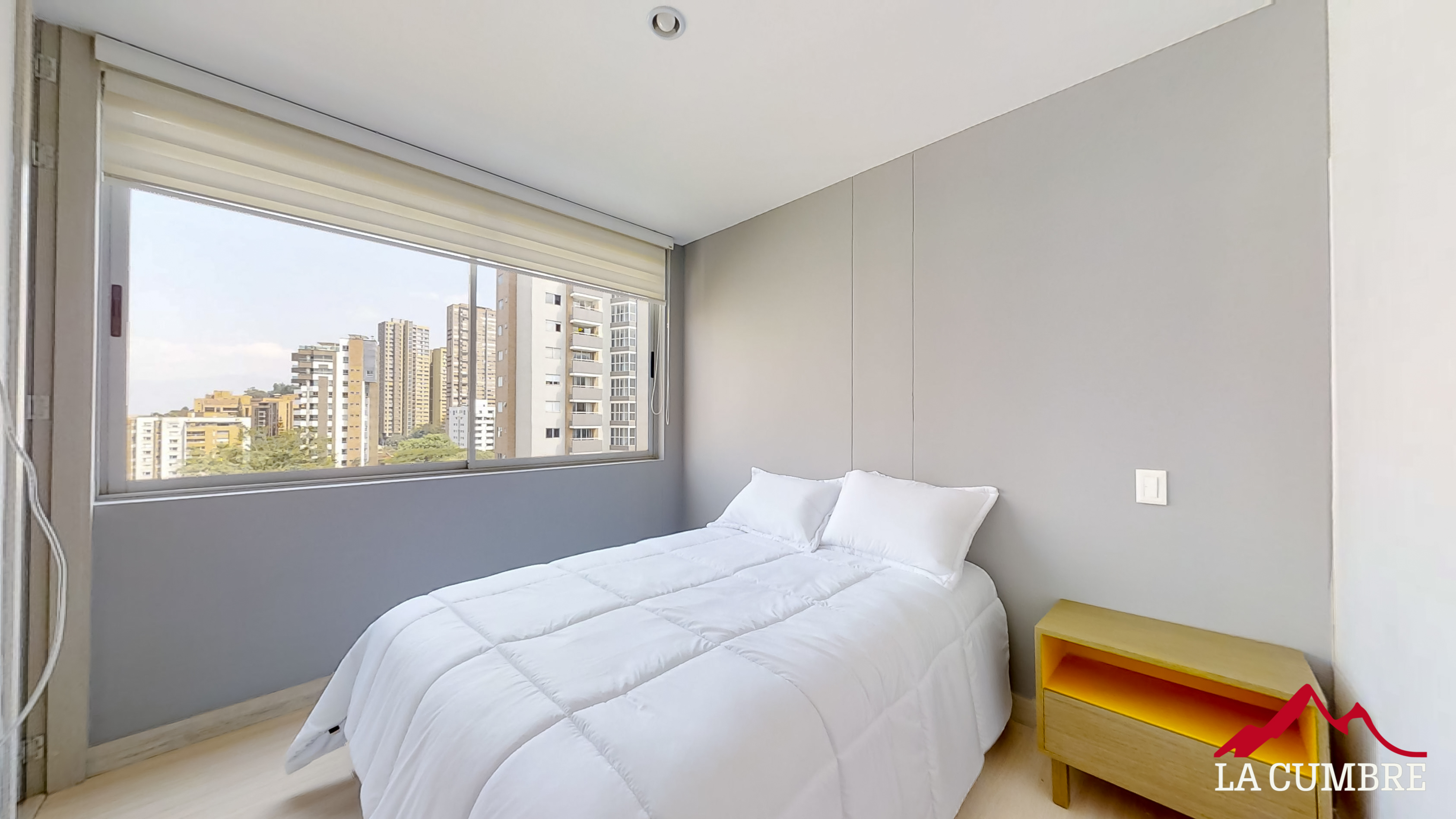Apartamento en arriendo en Lalinde, Medellín · foto 13 de 16