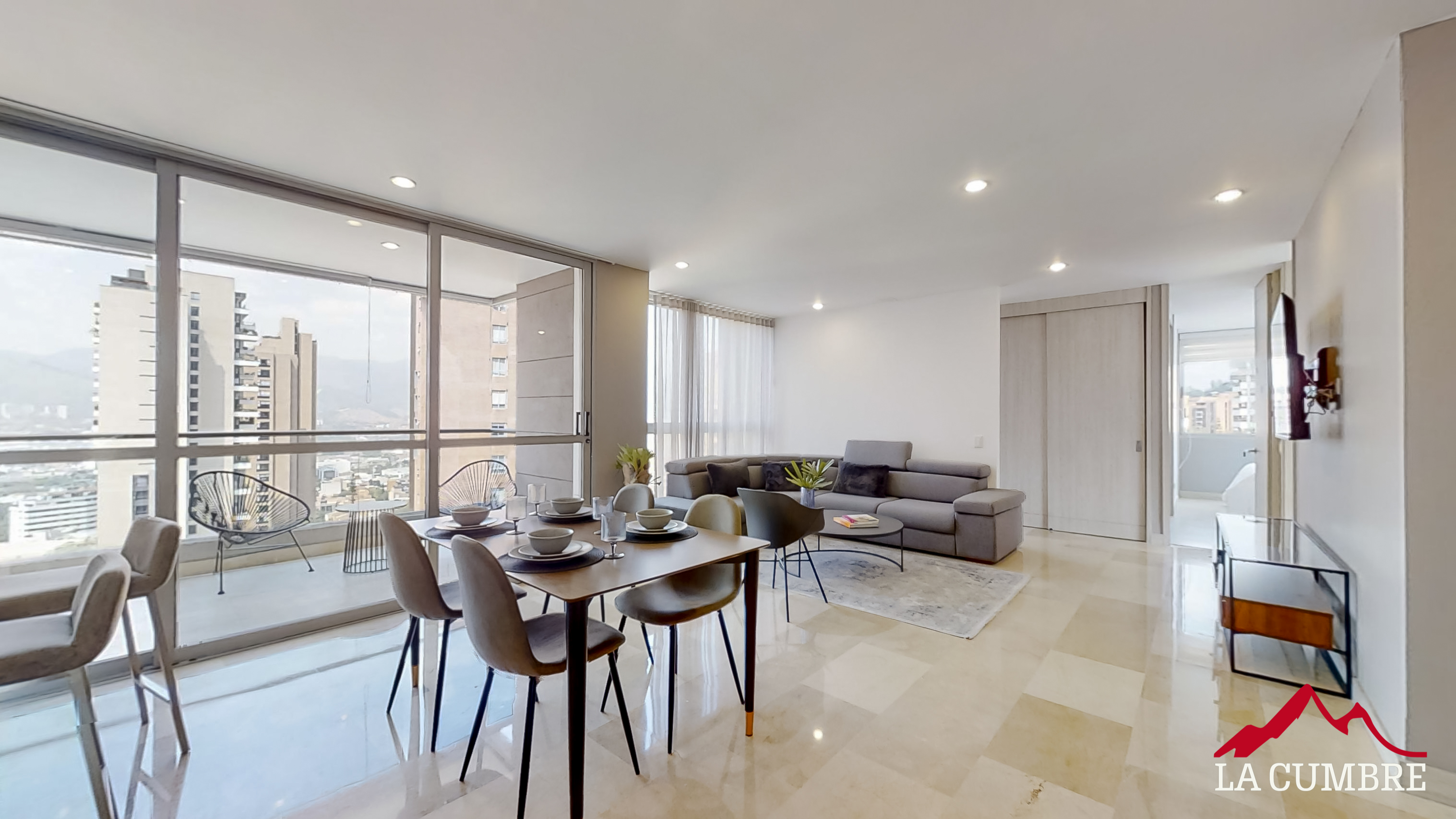 Apartamento en arriendo en Lalinde, Medellín · foto 3 de 16