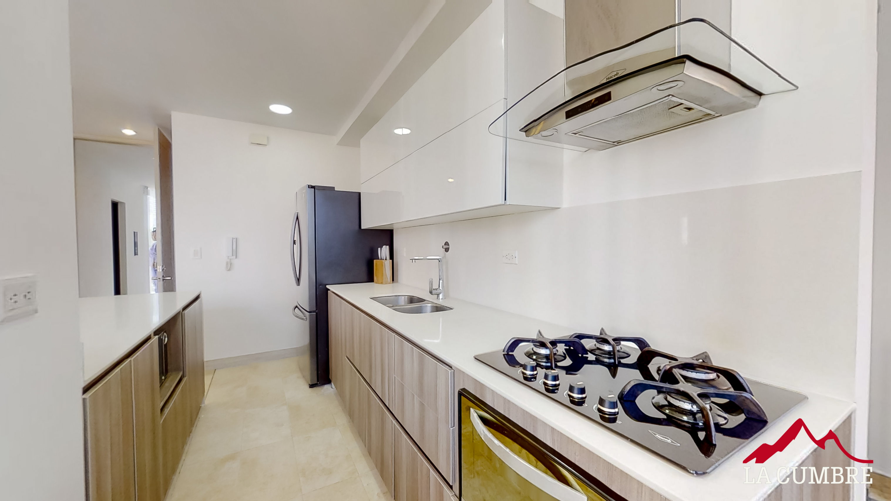 Apartamento en arriendo en Lalinde, Medellín · foto 6 de 16