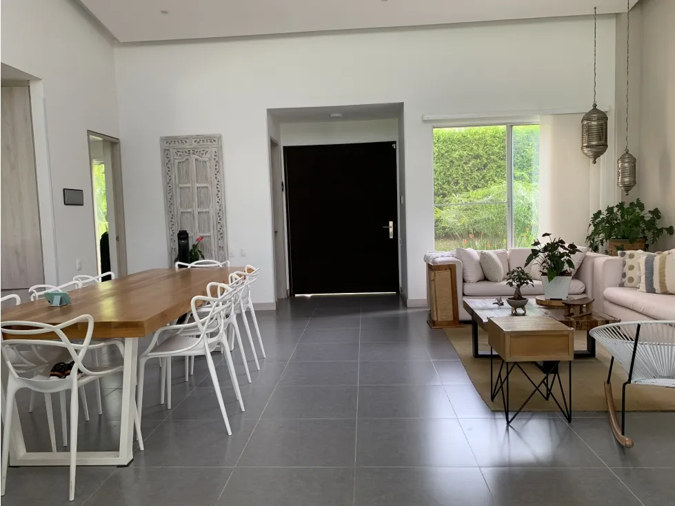 Casa de 4 alcobas en venta en Vía El Caimo, Armenia, 1140 m² · foto 3 de 24