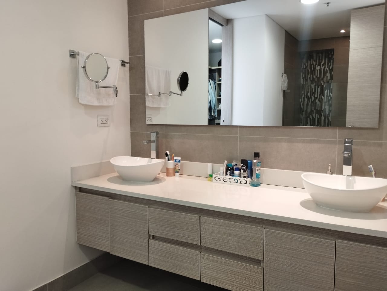 Apartamento de 2 alcobas en venta en La Florida, Medellín, 140 m² · foto 13 de 15