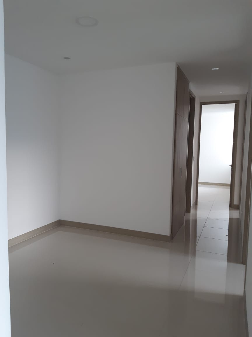 Apartamento de 4 alcobas en venta en Santa Teresita, Cali, 147 m² · foto 9 de 22
