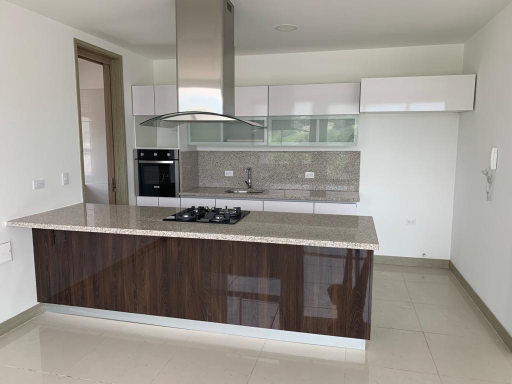 Apartamento de 4 alcobas en venta en Santa Teresita, Cali, 147 m² · foto 16 de 22