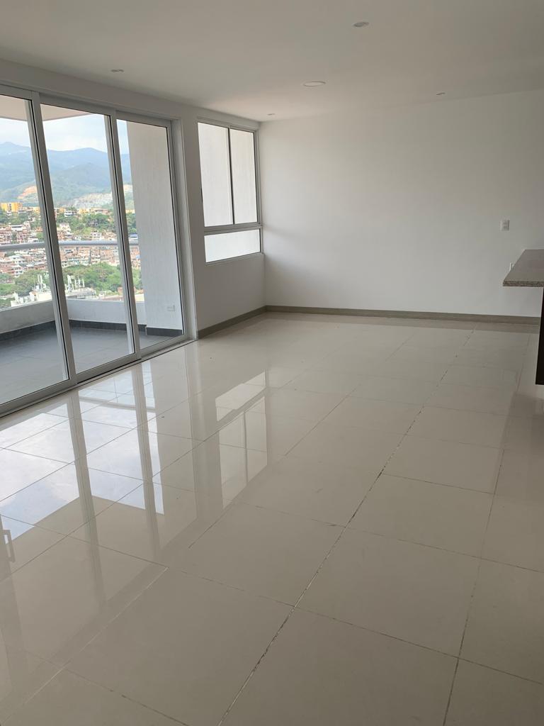 Apartamento de 4 alcobas en venta en Santa Teresita, Cali, 147 m² · foto 20 de 22