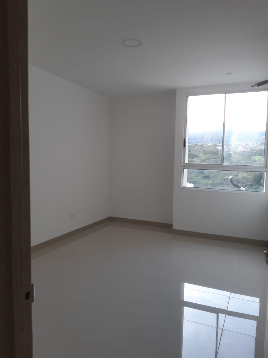Apartamento de 4 alcobas en venta en Santa Teresita, Cali, 147 m² · foto 8 de 22