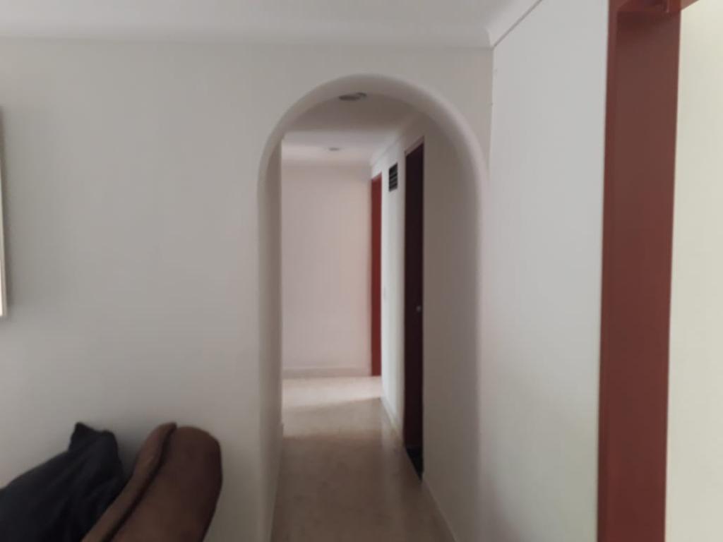 Apartamento en venta en Loma Benedictinos, Medellín · foto 18 de 24
