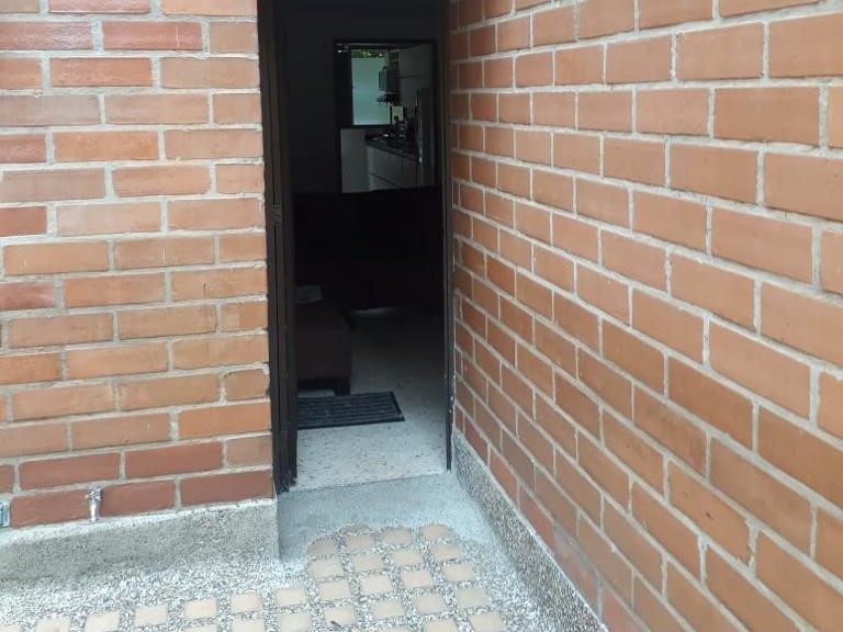 Apartamento en venta en Loma Benedictinos, Medellín · foto 21 de 24