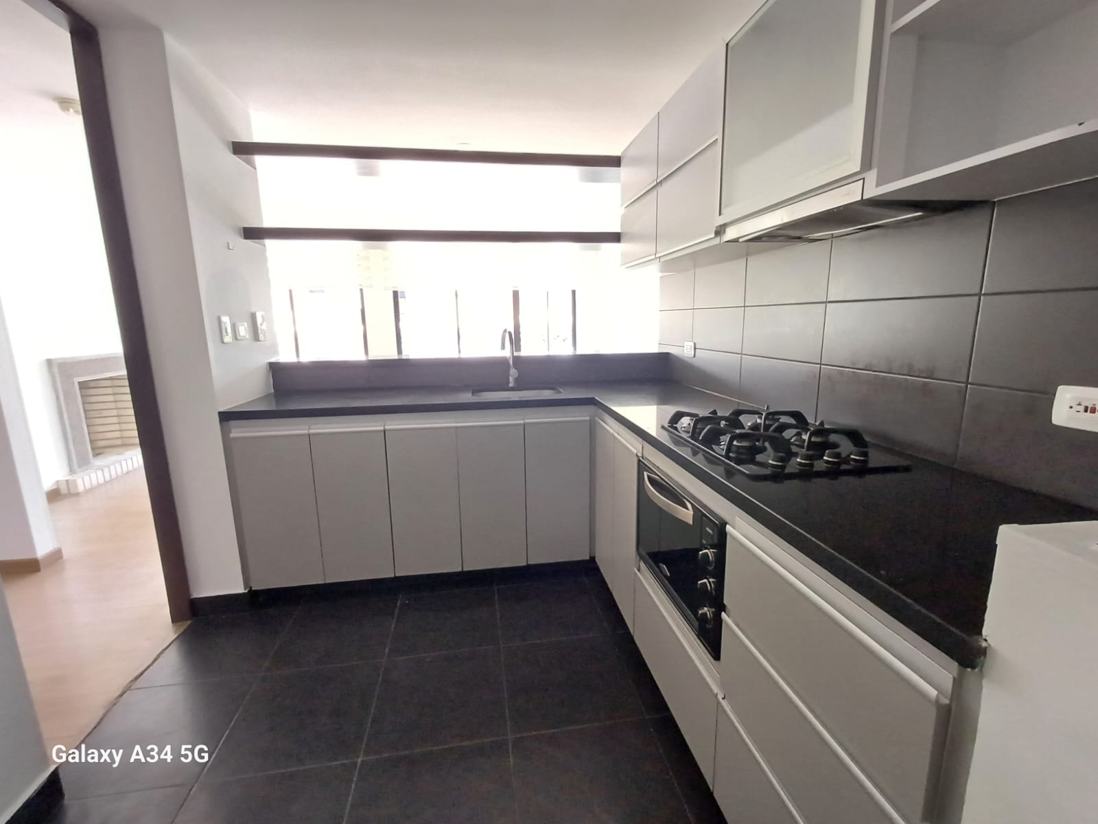 Apartamento de 3 alcobas en arriendo en Colina Campestre, Bogotá, 96 m² · foto 11 de 24