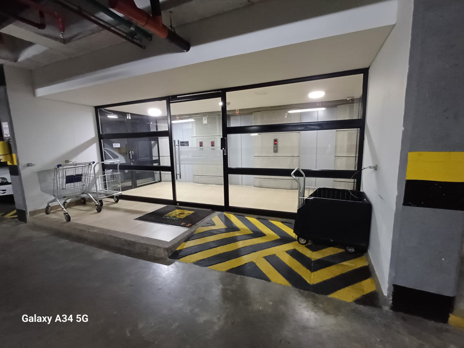 Apartamento de 3 alcobas en arriendo en Colina Campestre, Bogotá, 96 m² · foto 22 de 24