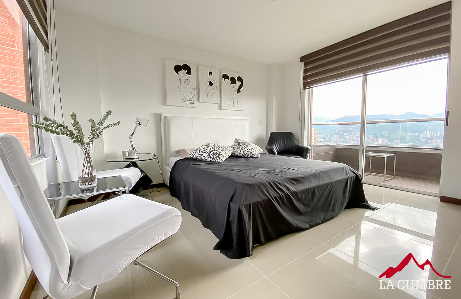Apartamento de 3 alcobas en arriendo en Los Balsos, Medellín, 130 m² · foto 10 de 12