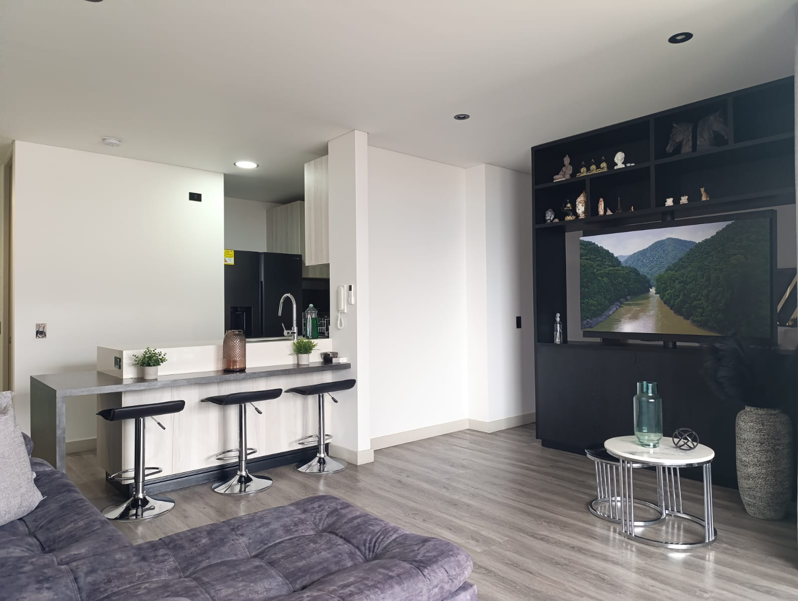 Apartamento de 1 alcoba en arriendo en Loma De Los Gonzalez, Medellín, 64 m² · foto 7 de 18