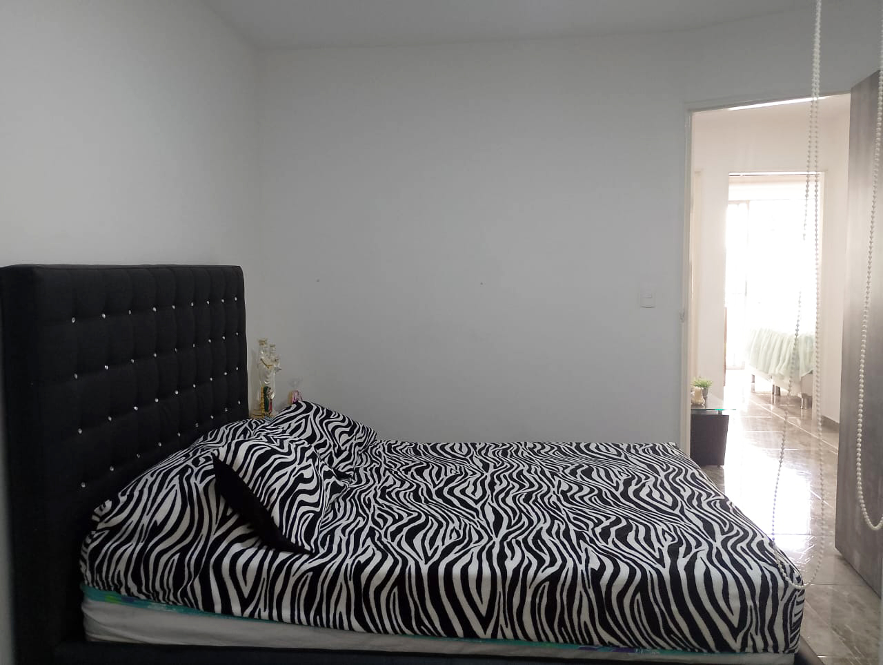 Casa de 4 alcobas en venta en Los Alcazares, Sabaneta, 210 m² · foto 11 de 20