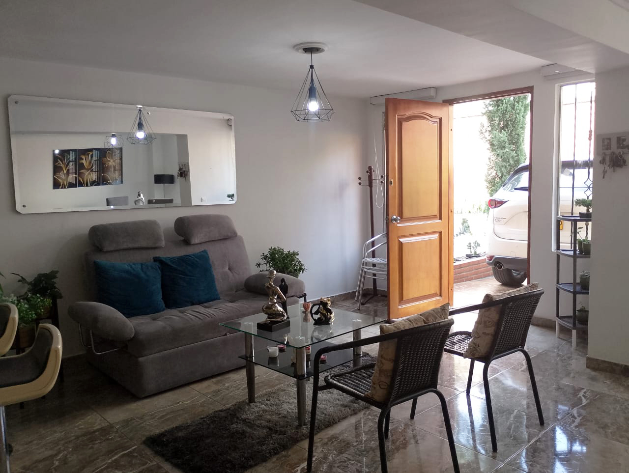Casa de 4 alcobas en venta en Los Alcazares, Sabaneta, 210 m² · foto 5 de 20