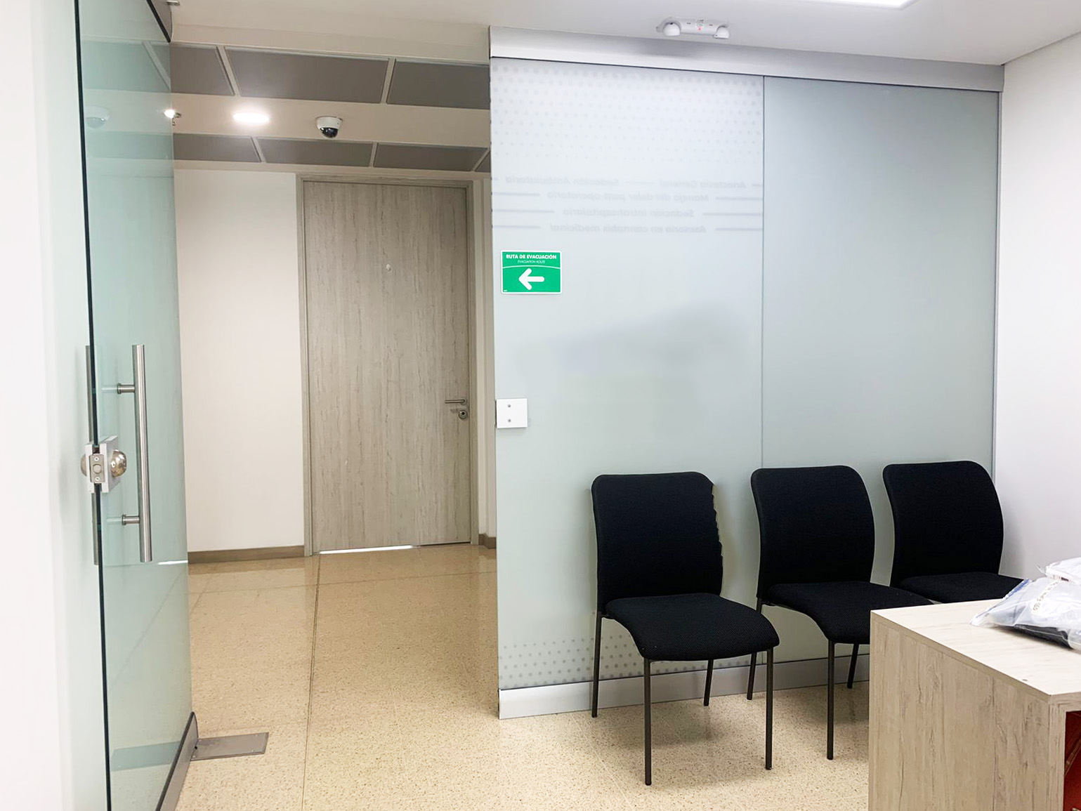 Consultorio en venta en Mesa, Envigado, 31 m² · foto 7 de 8