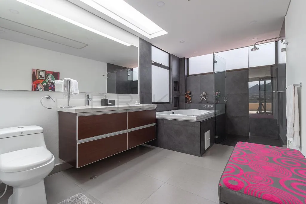 Casa en venta en Paso Real, La Calera · foto 18 de 24