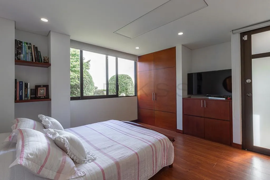 Casa en venta en Paso Real, La Calera · foto 9 de 24