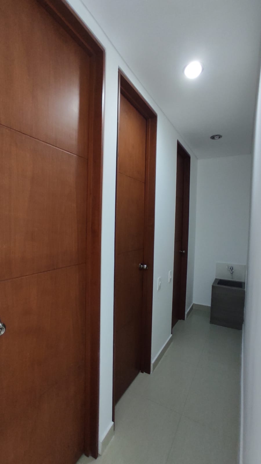 Edificio en arriendo en Los Libertadores, Cali, 1484 m² · foto 19 de 24
