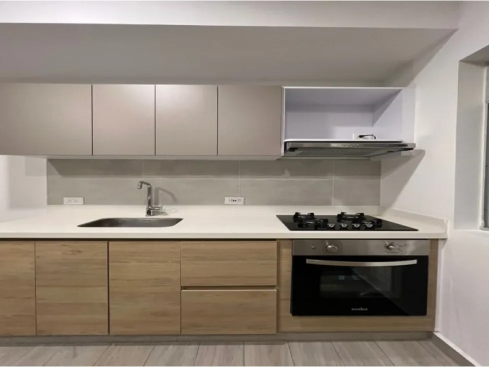 Apartamento de 3 alcobas en venta en Niquia, Bello, 73 m² · foto 3 de 16
