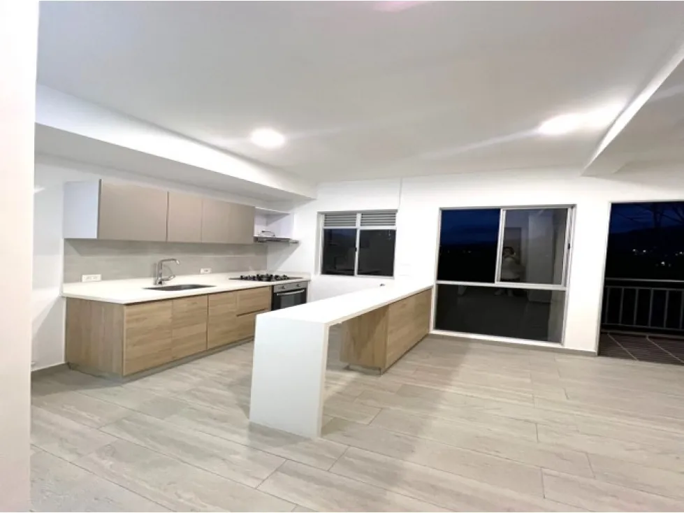 Apartamento de 3 alcobas en venta en Niquia, Bello, 73 m² · foto 5 de 16