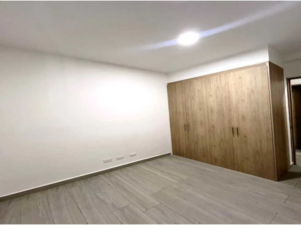 Apartamento de 3 alcobas en venta en Niquia, Bello, 73 m² · foto 6 de 16
