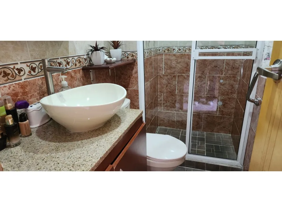 Apartamento de 3 alcobas en venta en Laureles, Medellín, 112 m² · foto 15 de 24
