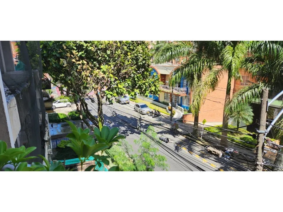 Apartamento de 3 alcobas en venta en Laureles, Medellín, 112 m² · foto 22 de 24