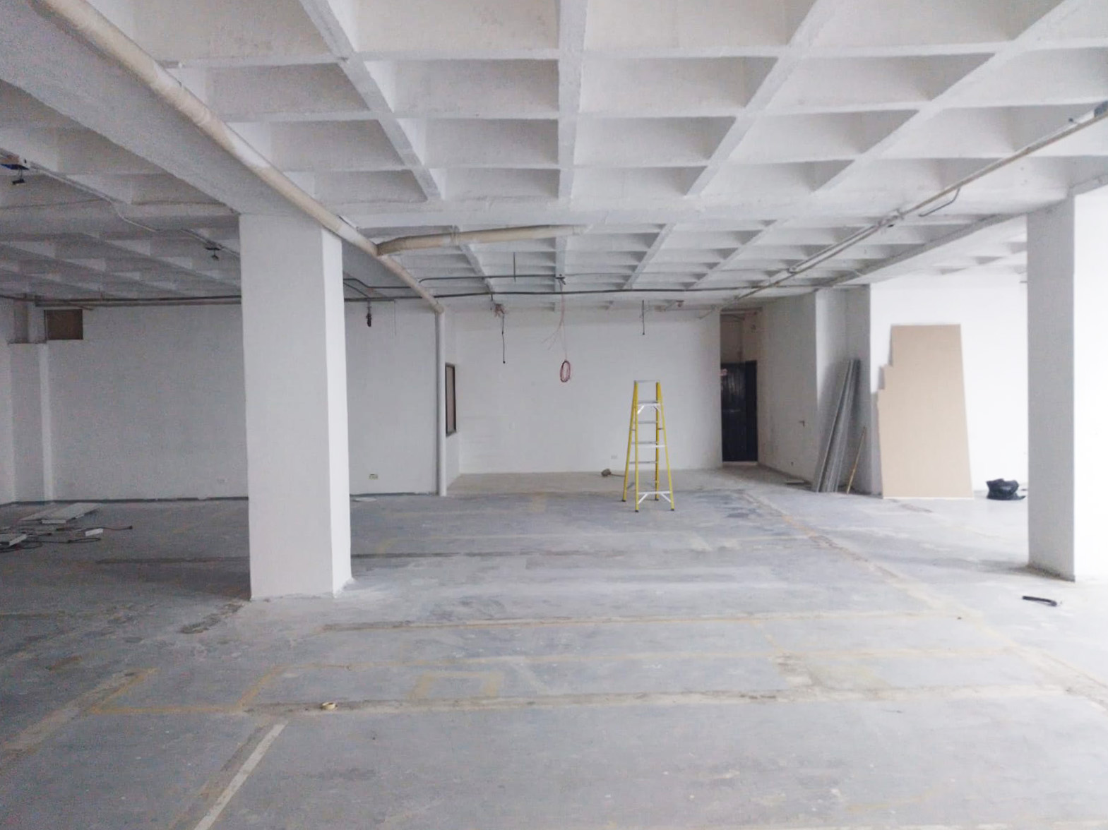 Bodega en arriendo en Cristo Rey, Medellín, 750 m² · foto 11 de 11