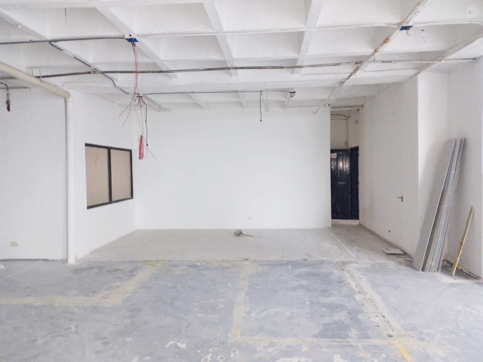 Bodega en arriendo en Cristo Rey, Medellín, 750 m² · foto 3 de 11