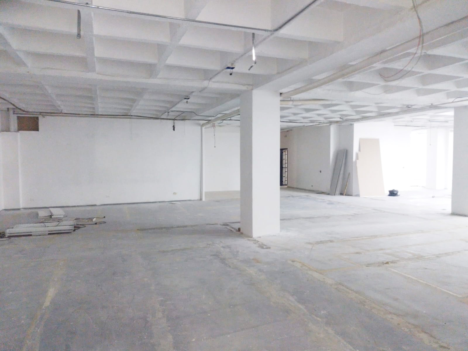Bodega en arriendo en Cristo Rey, Medellín, 750 m² · foto 8 de 11