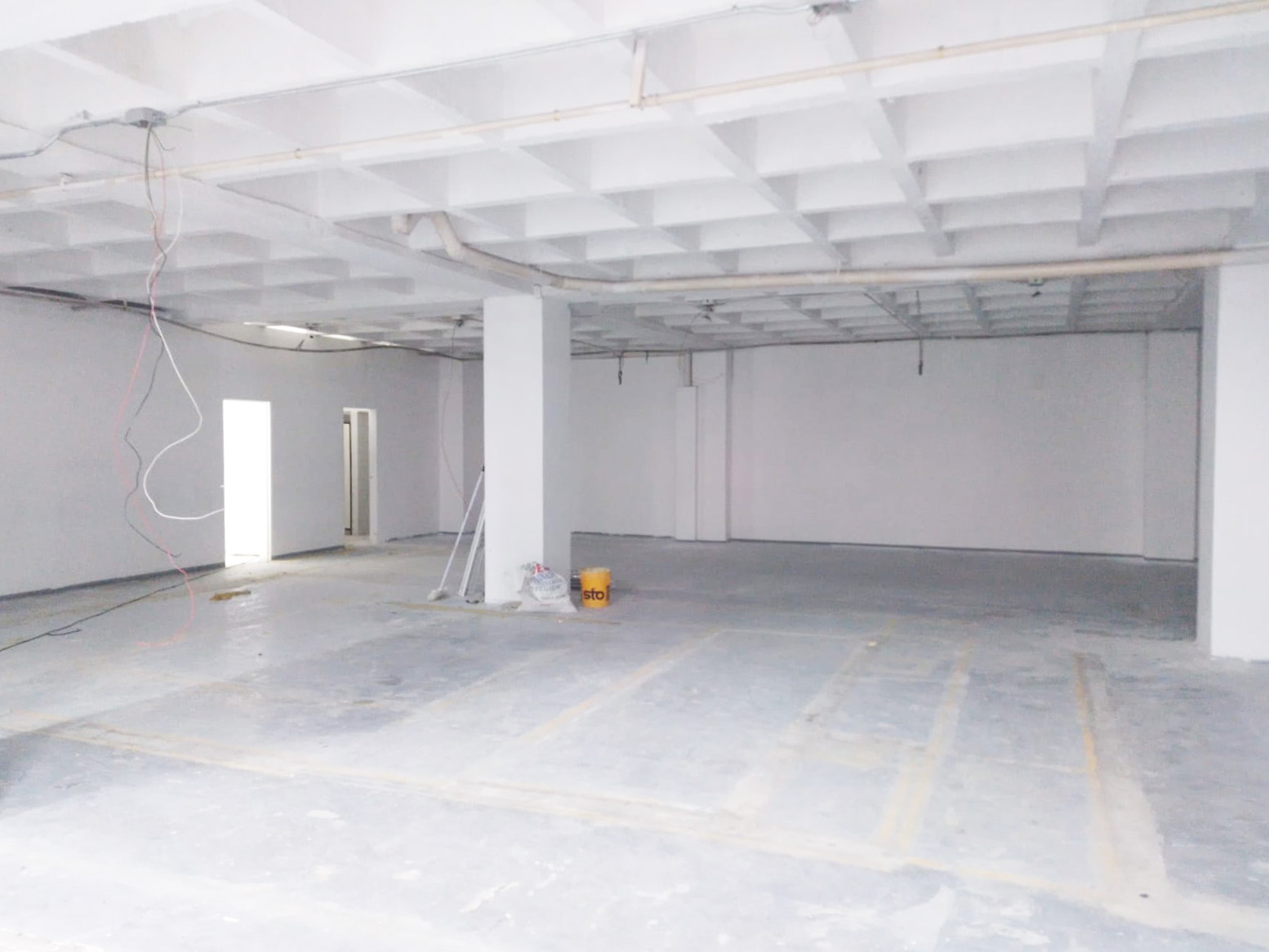 Bodega en arriendo en Cristo Rey, Medellín, 750 m² · foto 9 de 11