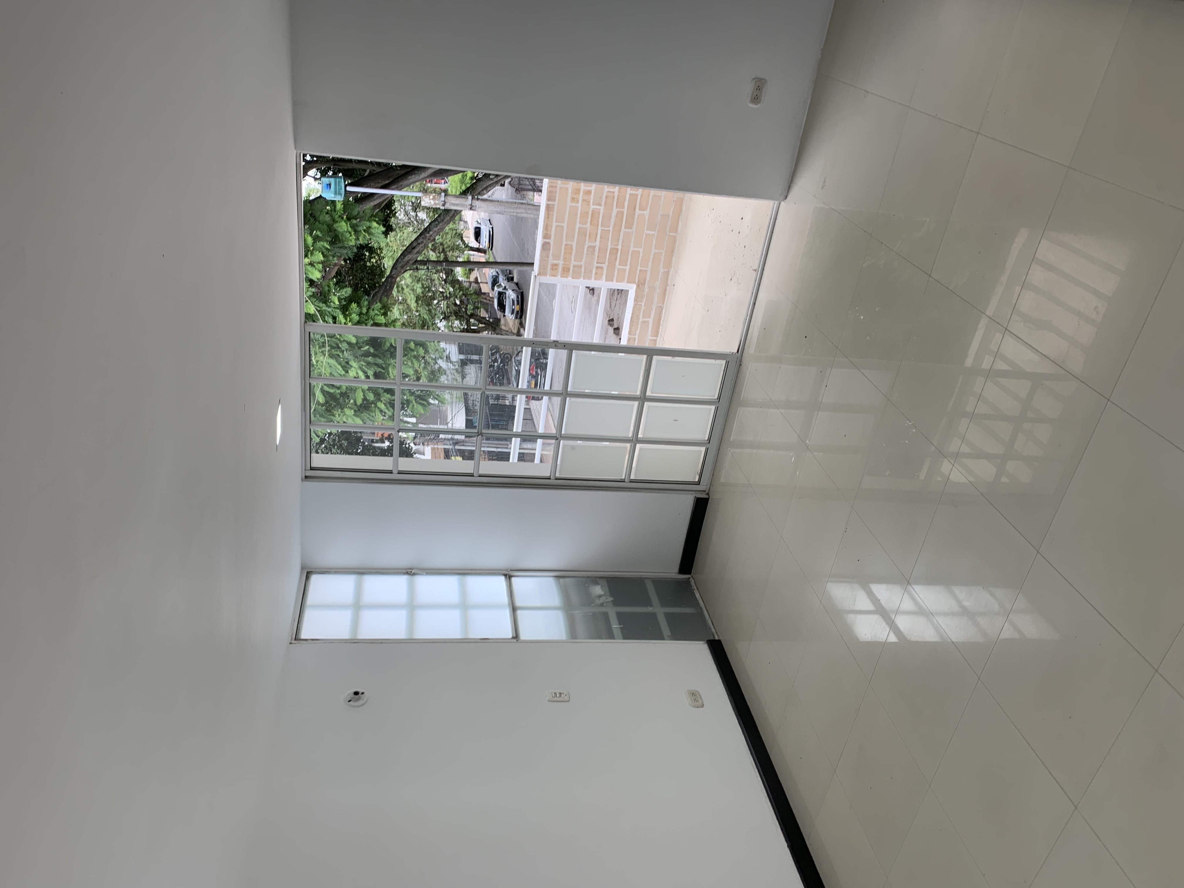 Casa de 6 alcobas en venta en El Ingenio, Cali, 800 m² · foto 3 de 24