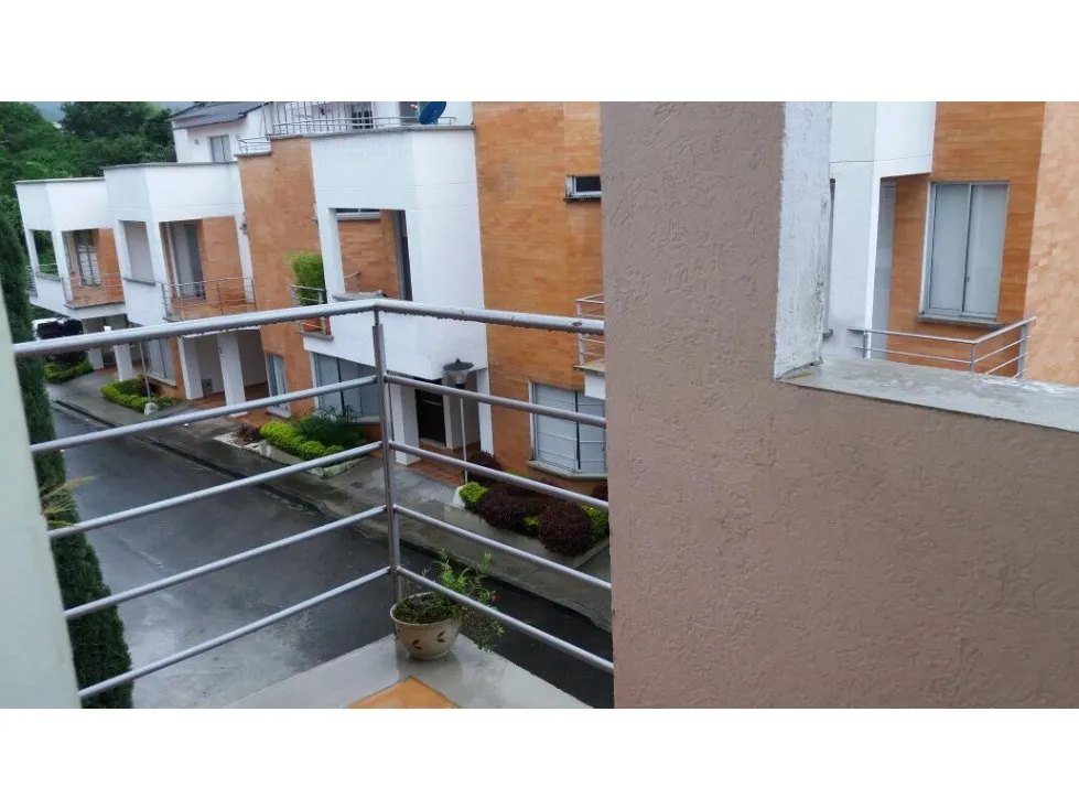Casa de 3 alcobas en venta en Super Inter Avenida 19, Armenia, 180 m² · foto 9 de 24