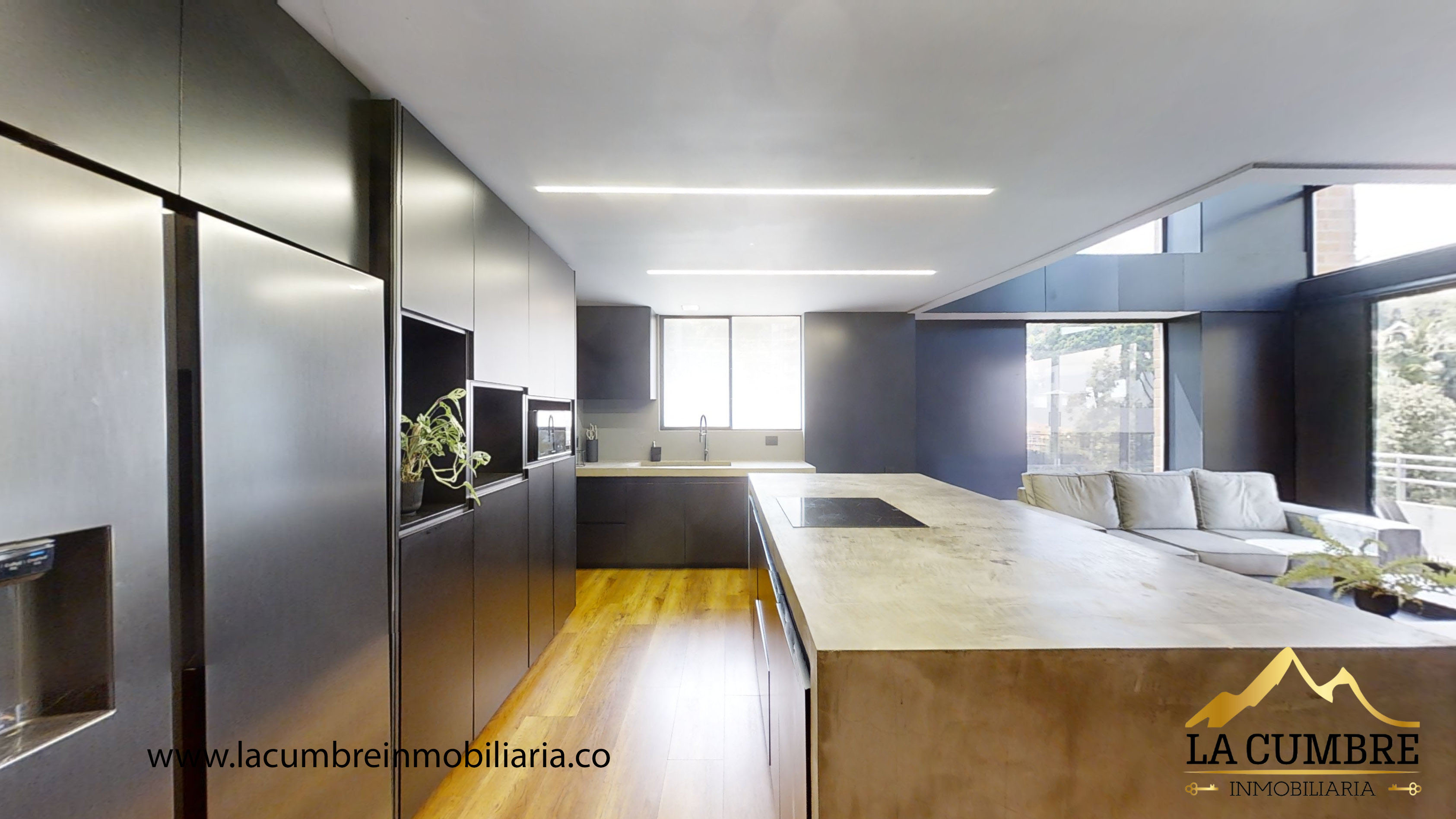Apartamento de 2 alcobas en arriendo en El Poblado, Medellín, 180 m² · foto 5 de 14