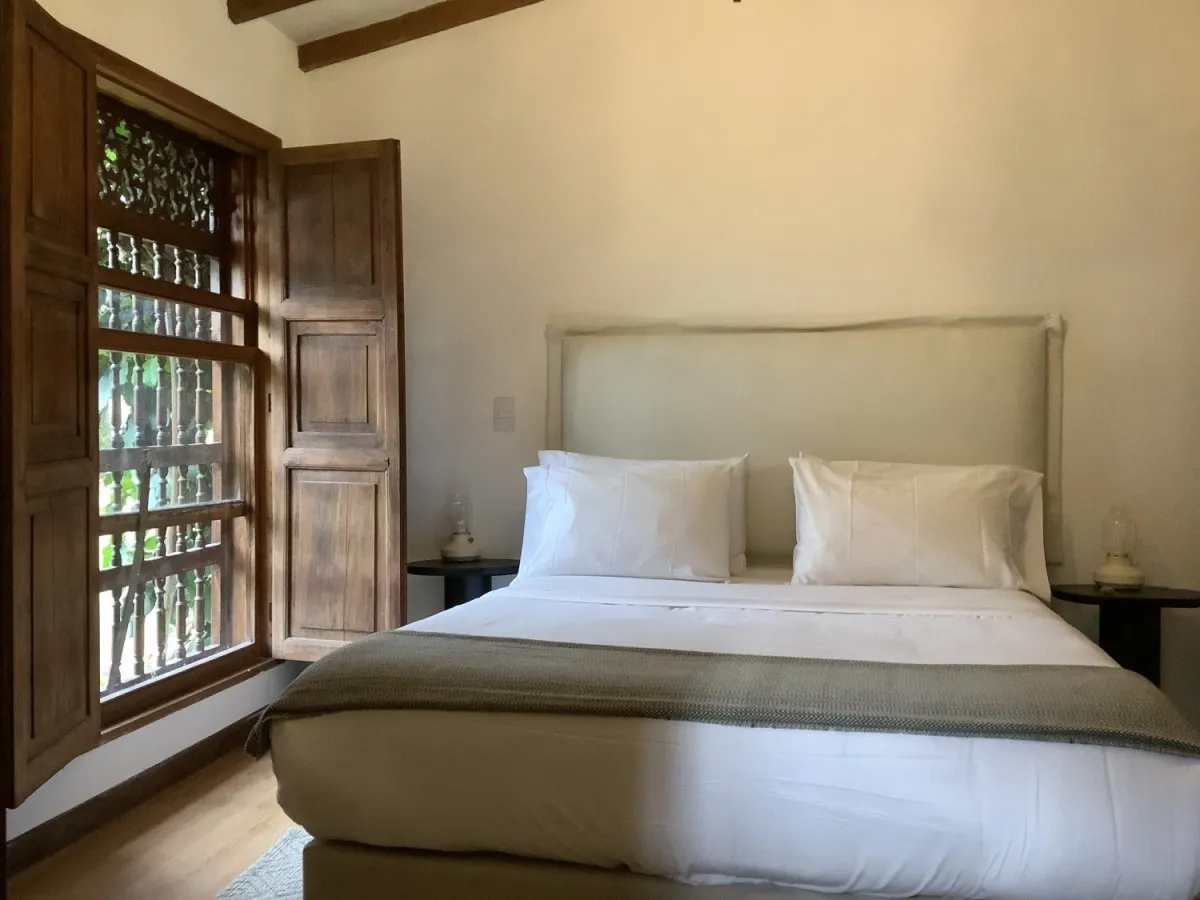 Casa de 4 alcobas en venta en El Poblado, Medellín, 590 m² · foto 15 de 24