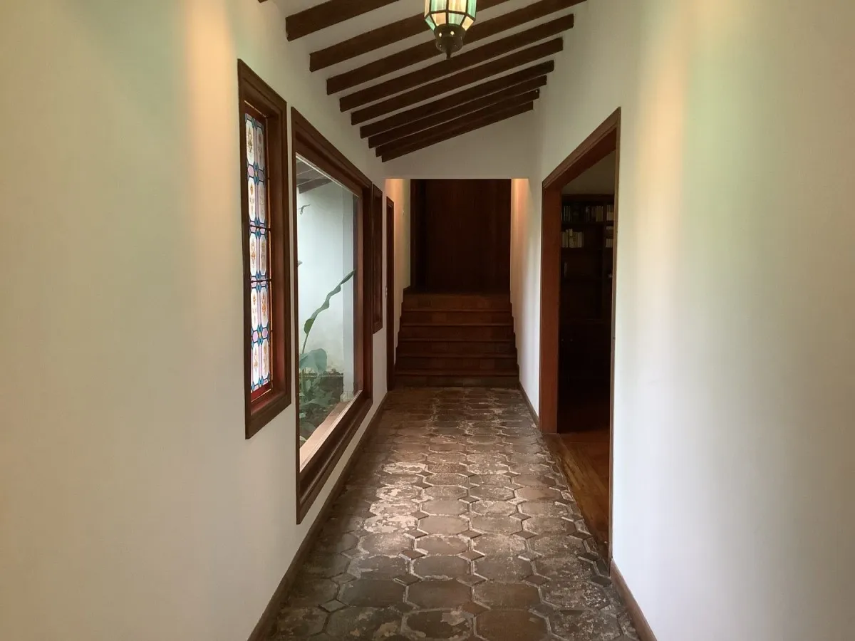 Casa de 4 alcobas en venta en El Poblado, Medellín, 590 m² · foto 20 de 24