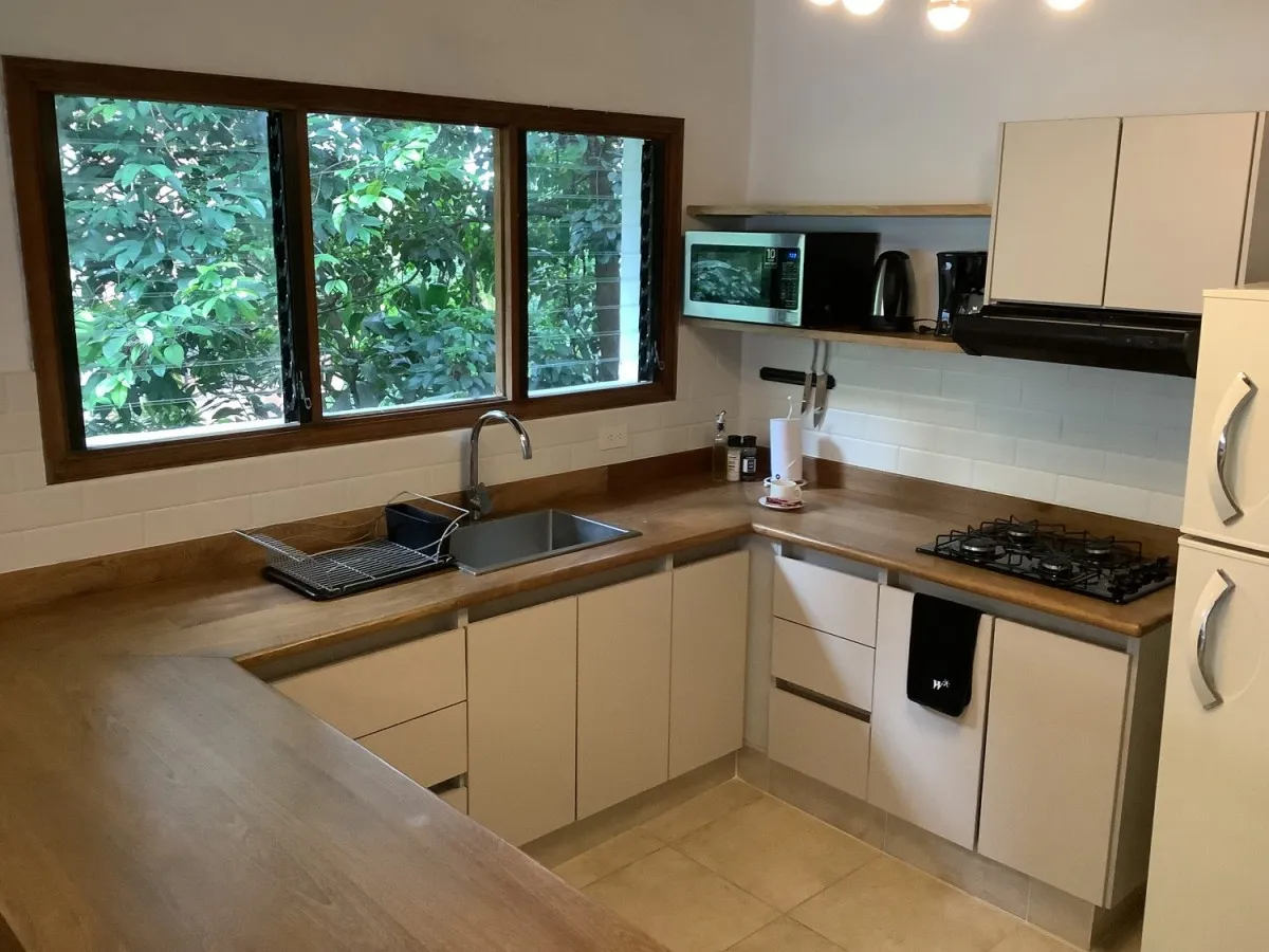 Casa de 4 alcobas en venta en El Poblado, Medellín, 590 m² · foto 10 de 24