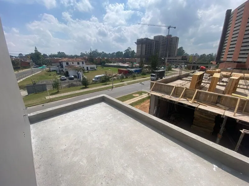 Casa de 4 alcobas en venta en El Porvenir, Rionegro, 200 m² · foto 13 de 16