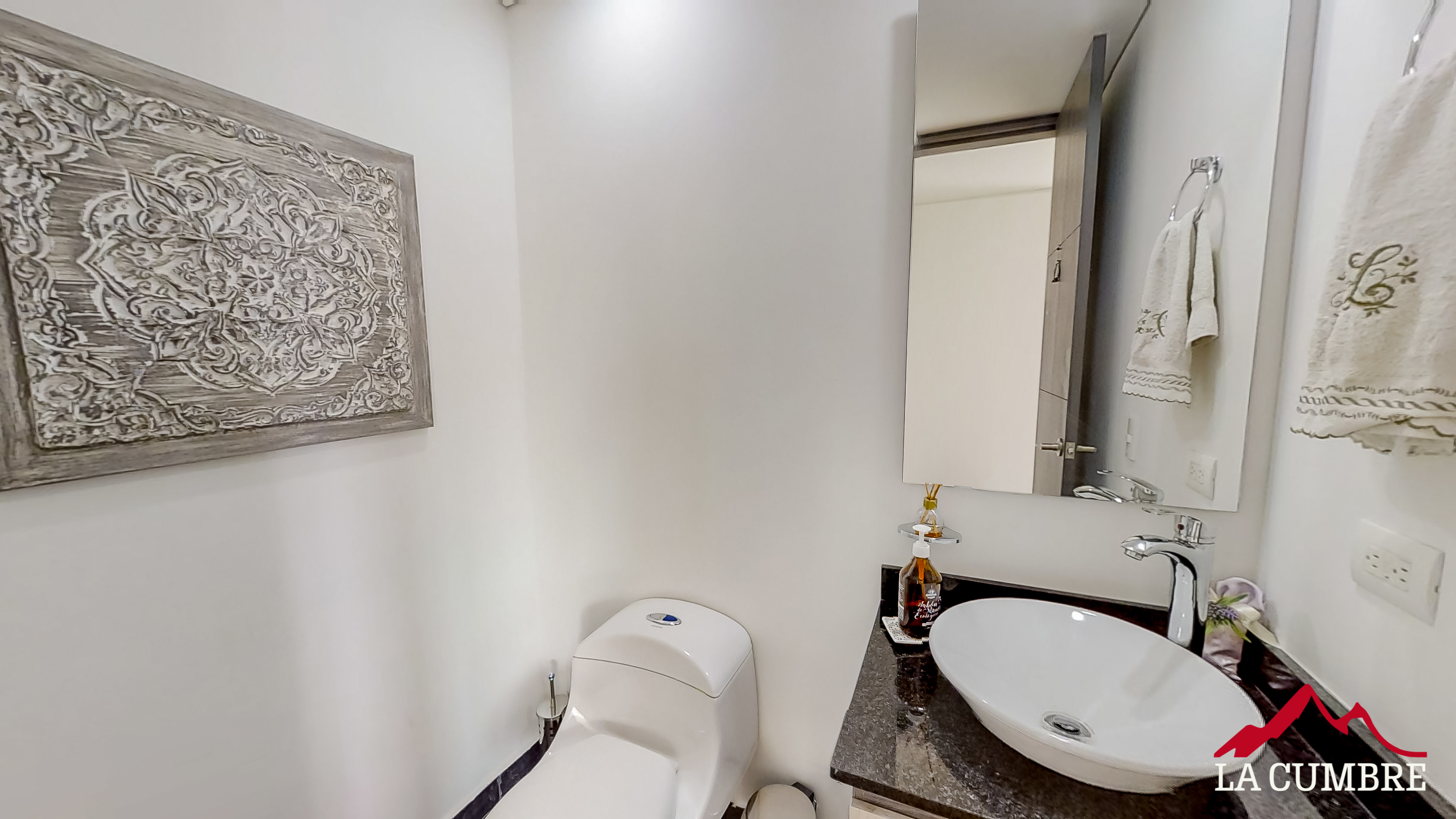 Apartamento en venta en Castropol, Medellín · foto 8 de 12