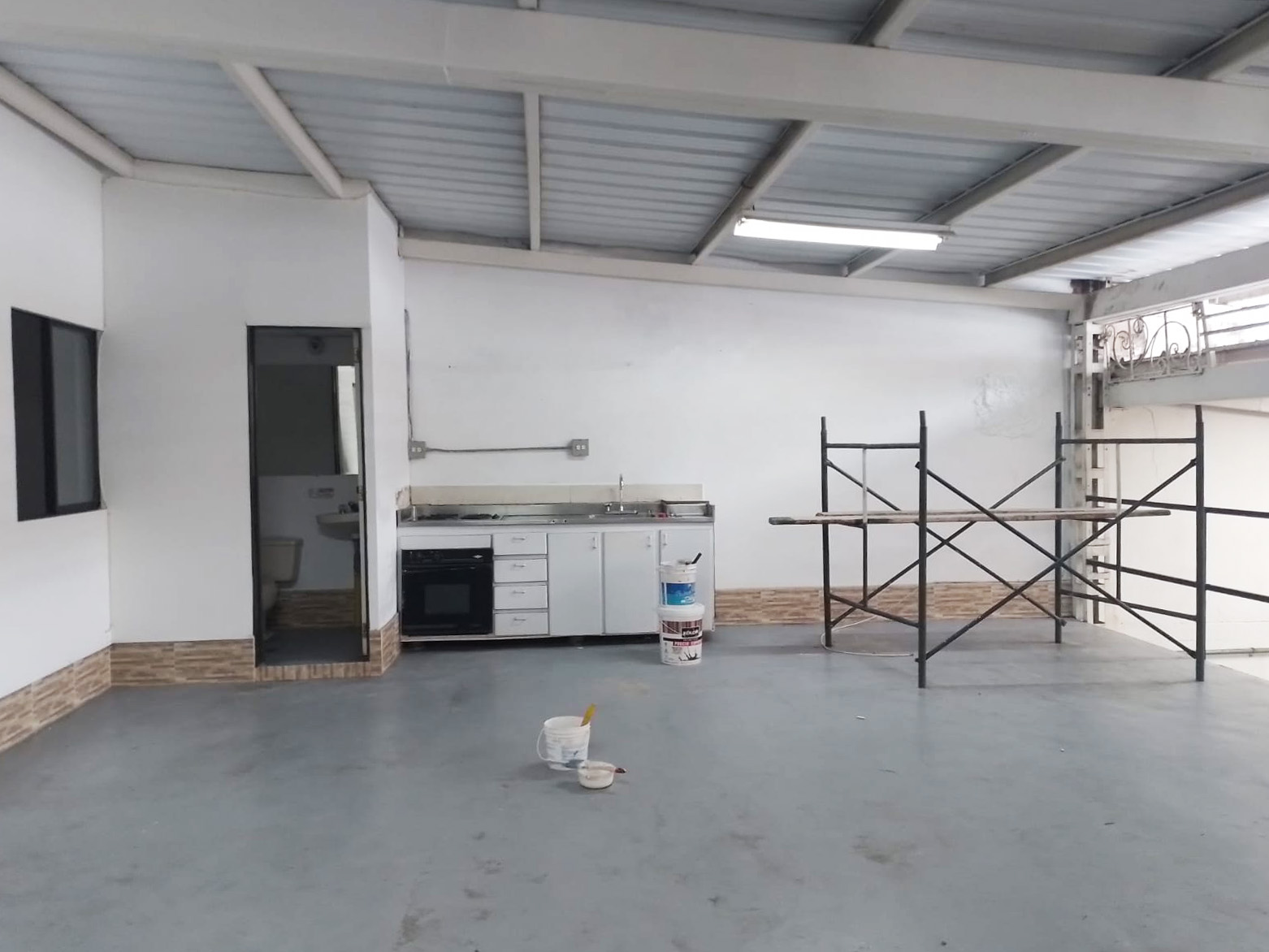 Bodega en arriendo en Belén Fatima, Medellín, 270 m² · foto 9 de 15