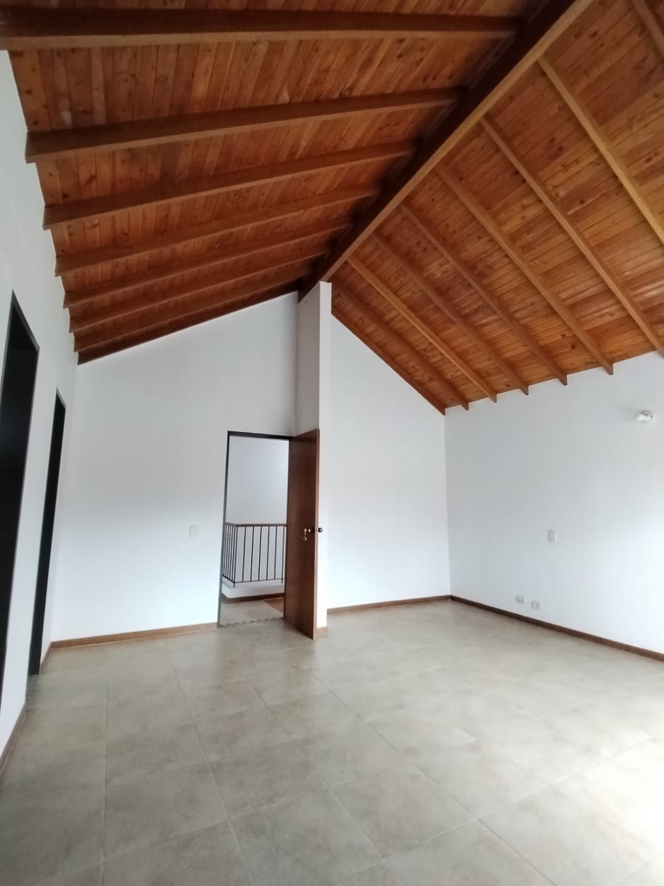 Casa de 3 alcobas en venta en Gualanday, Rionegro, 140 m² · foto 12 de 24